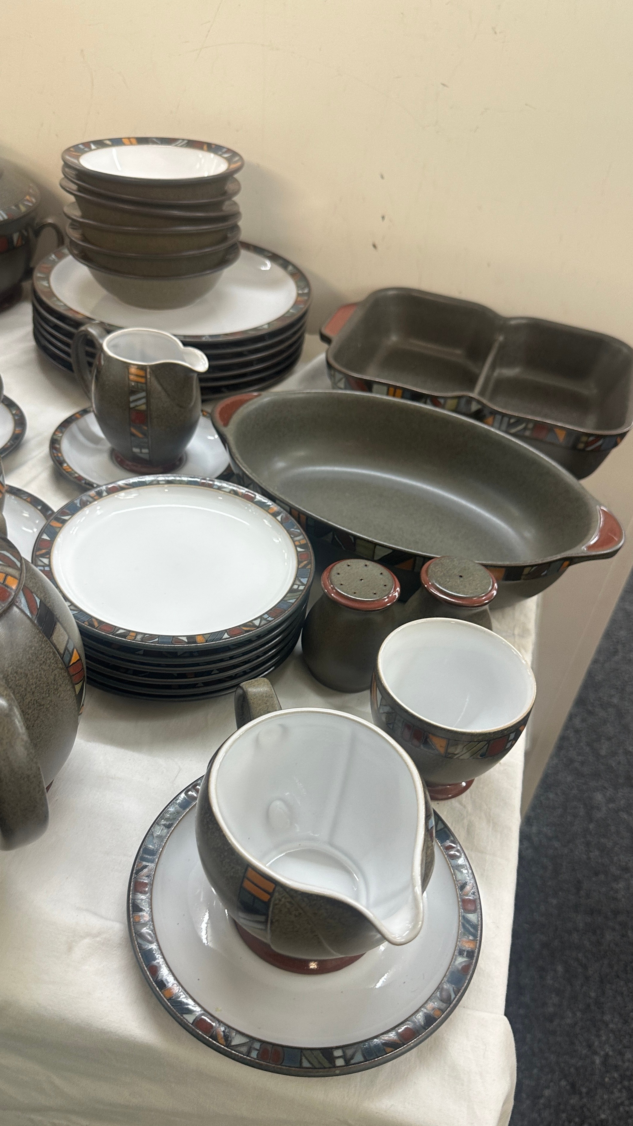 Denby Marrakesh dinner service, 43 pieces in total includes Tureen, cups, saucers, plates, salt - Image 6 of 6