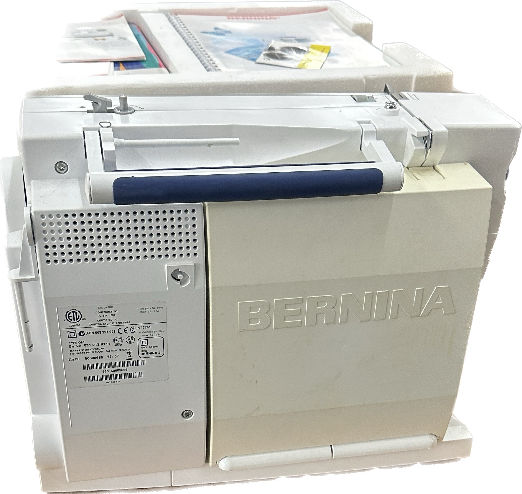 Bernina Artista 630 computerised sewing machine with Bernina embroidery unit, stitch regulator, - Image 5 of 11