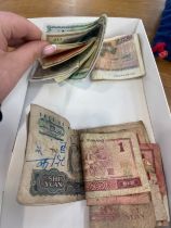 Selection of vintage bank notes