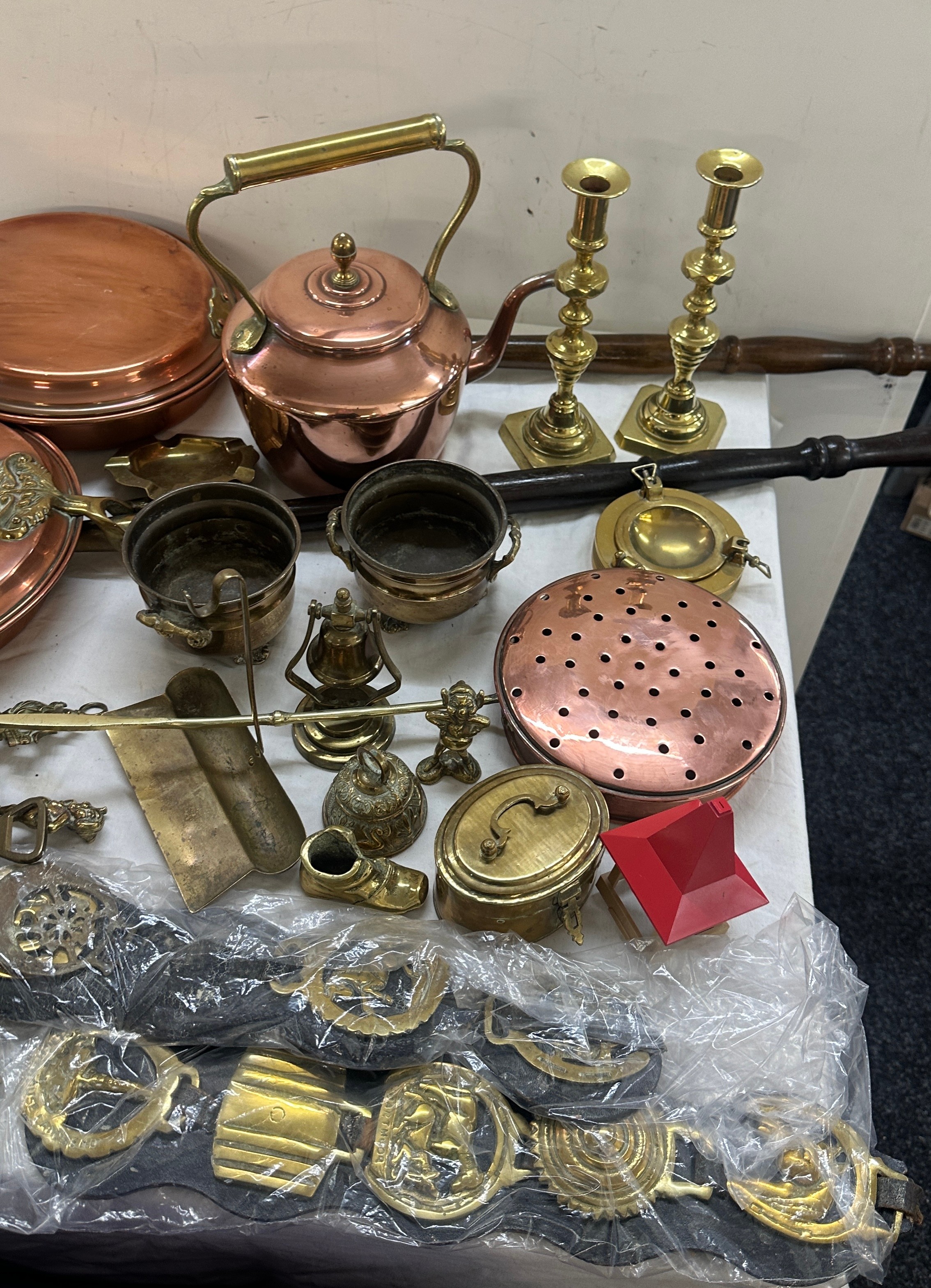 Selection of brass and copper ware - Image 2 of 5
