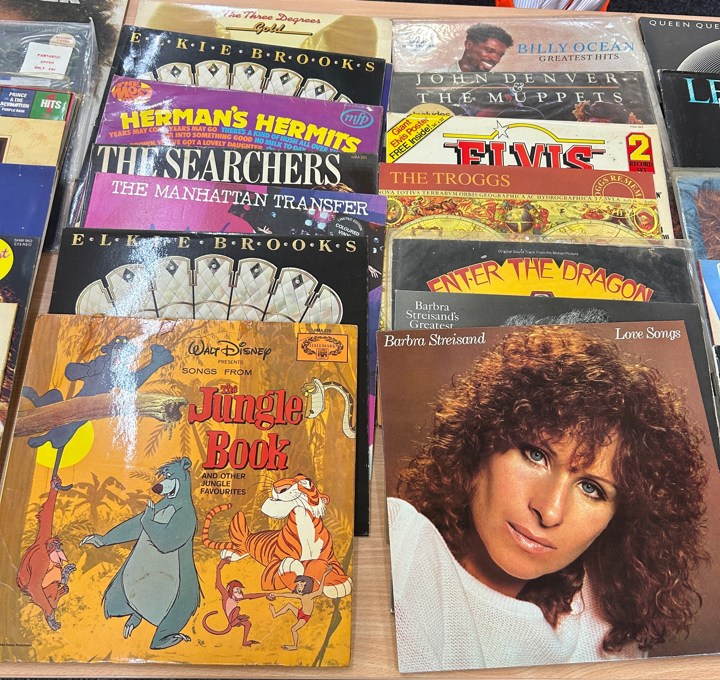 Selection of LP's to include Queen, Leo Sawyer, T Rex, Searchers etc - Image 3 of 4