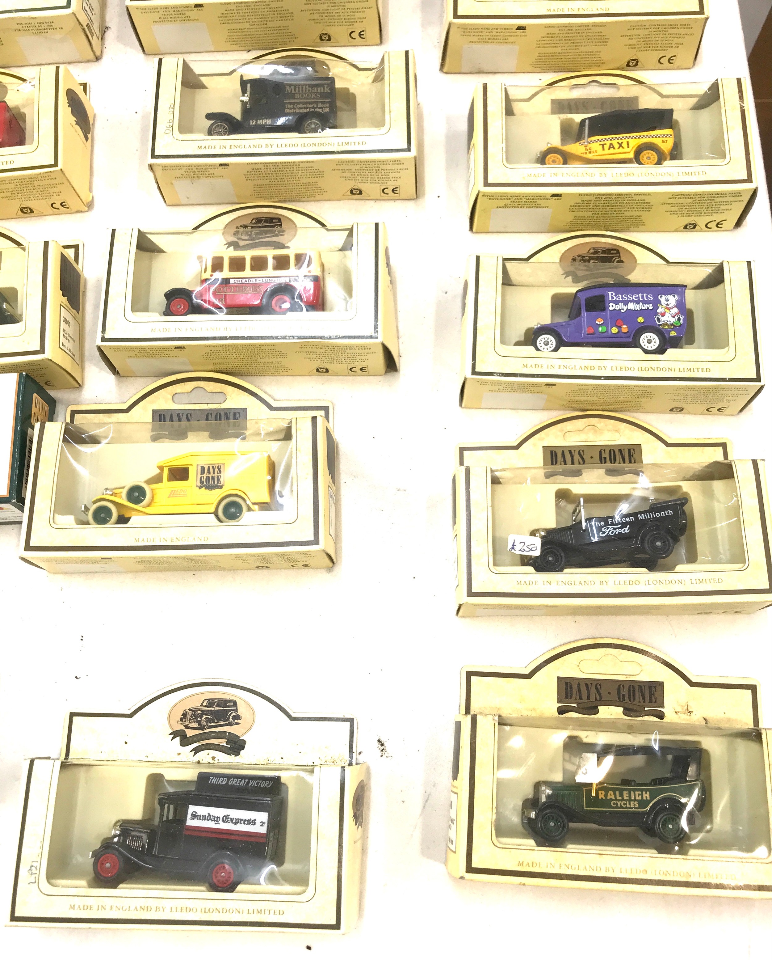 Selection of Days Gone boxed collectors cars - Image 6 of 6