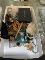 Large selection of assorted costume jewellery