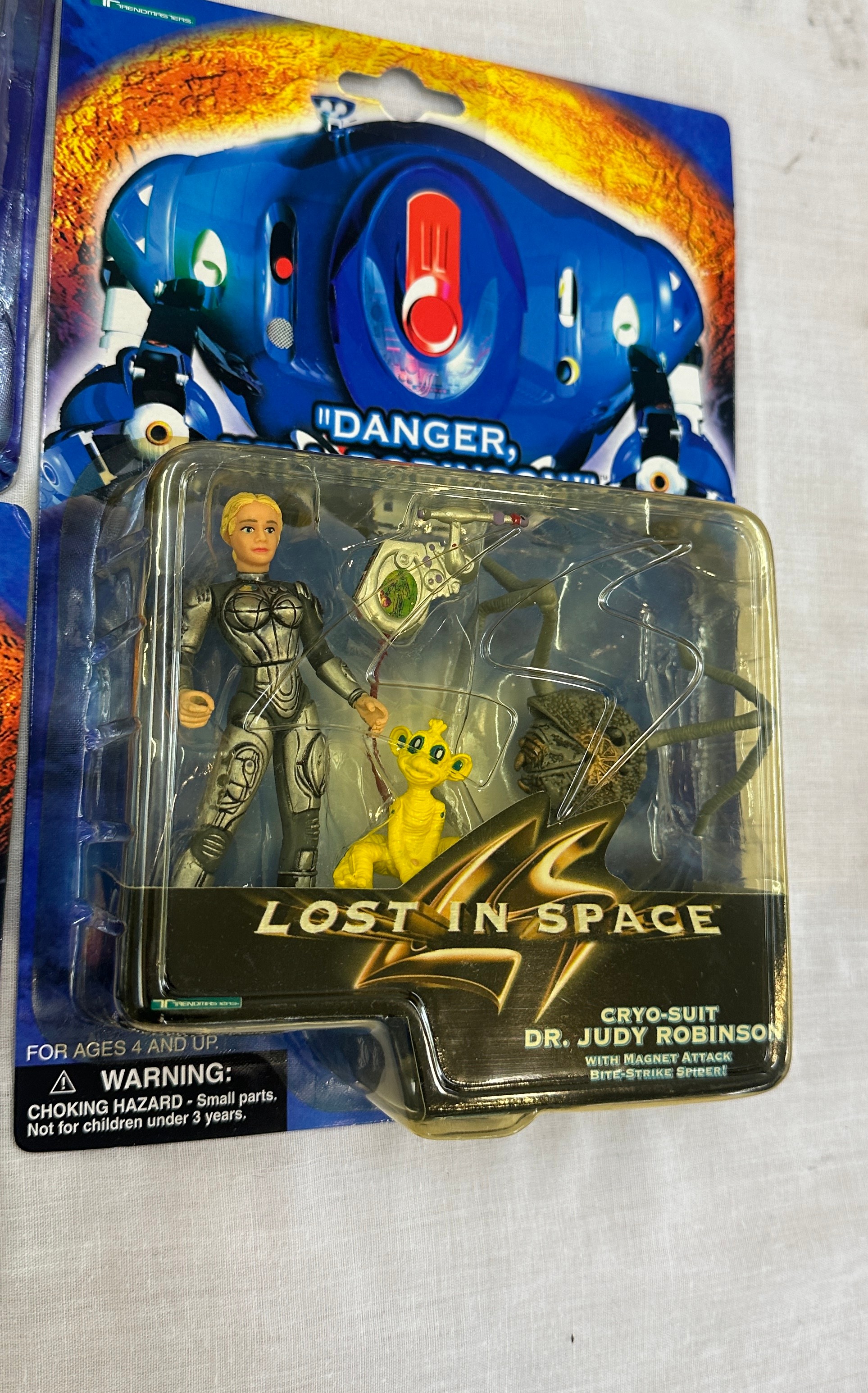 Original boxed Lost in Space, Dr Smith, Dr Judy Robinson x 2, Major Don West x 2 - Image 3 of 4