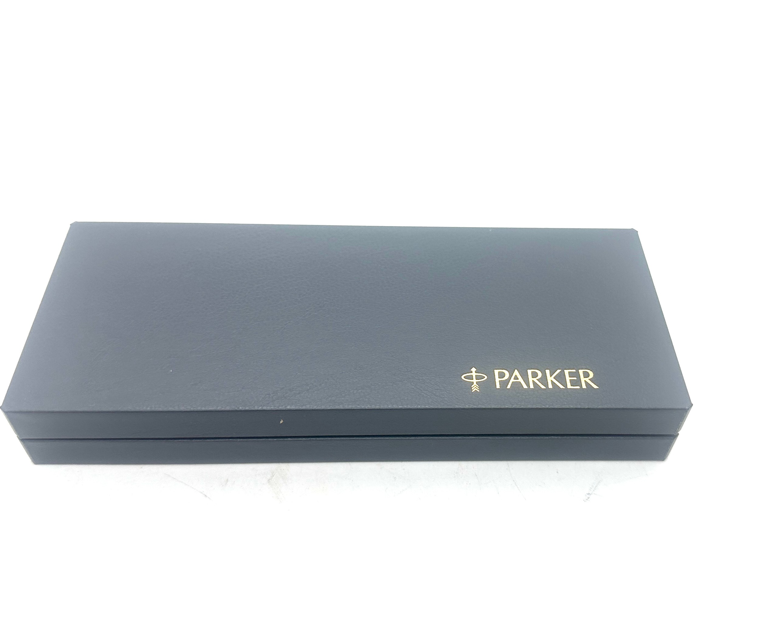 Boxed unused parker thuya 4173 with 14ct gold nib - Image 3 of 8