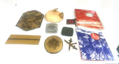 Selection of collectables includes brooches etc
