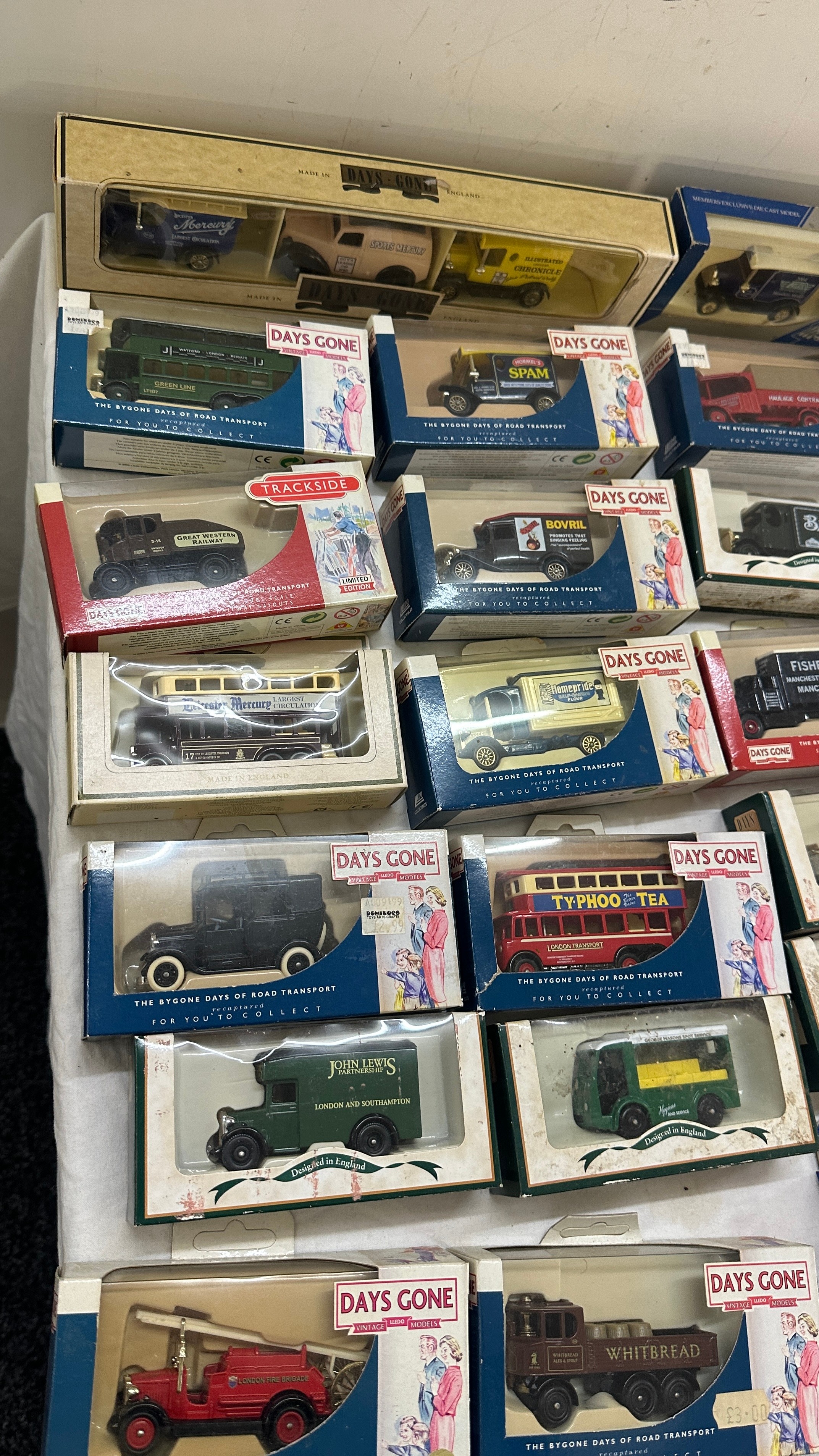 Selection of assorted cars includes days gone by etc - Image 2 of 4
