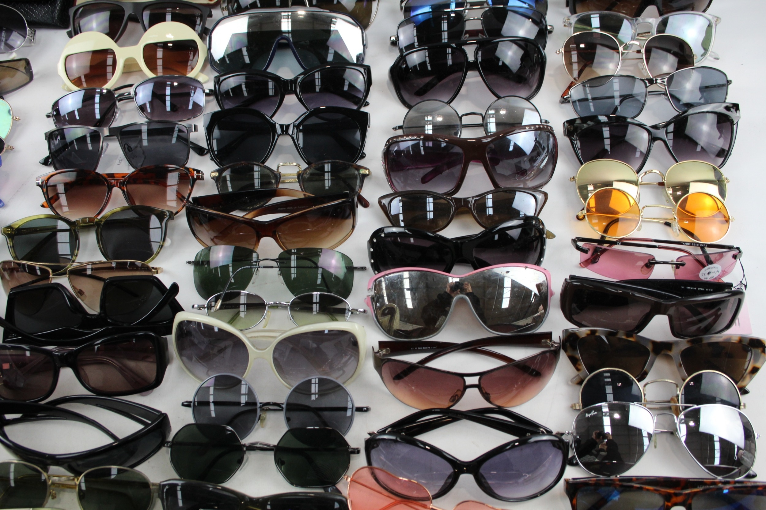 Sunglasses Glasses Vintage Assorted Cases, Shaded, Unisex, Mens, Womens Job Lot - Image 5 of 7