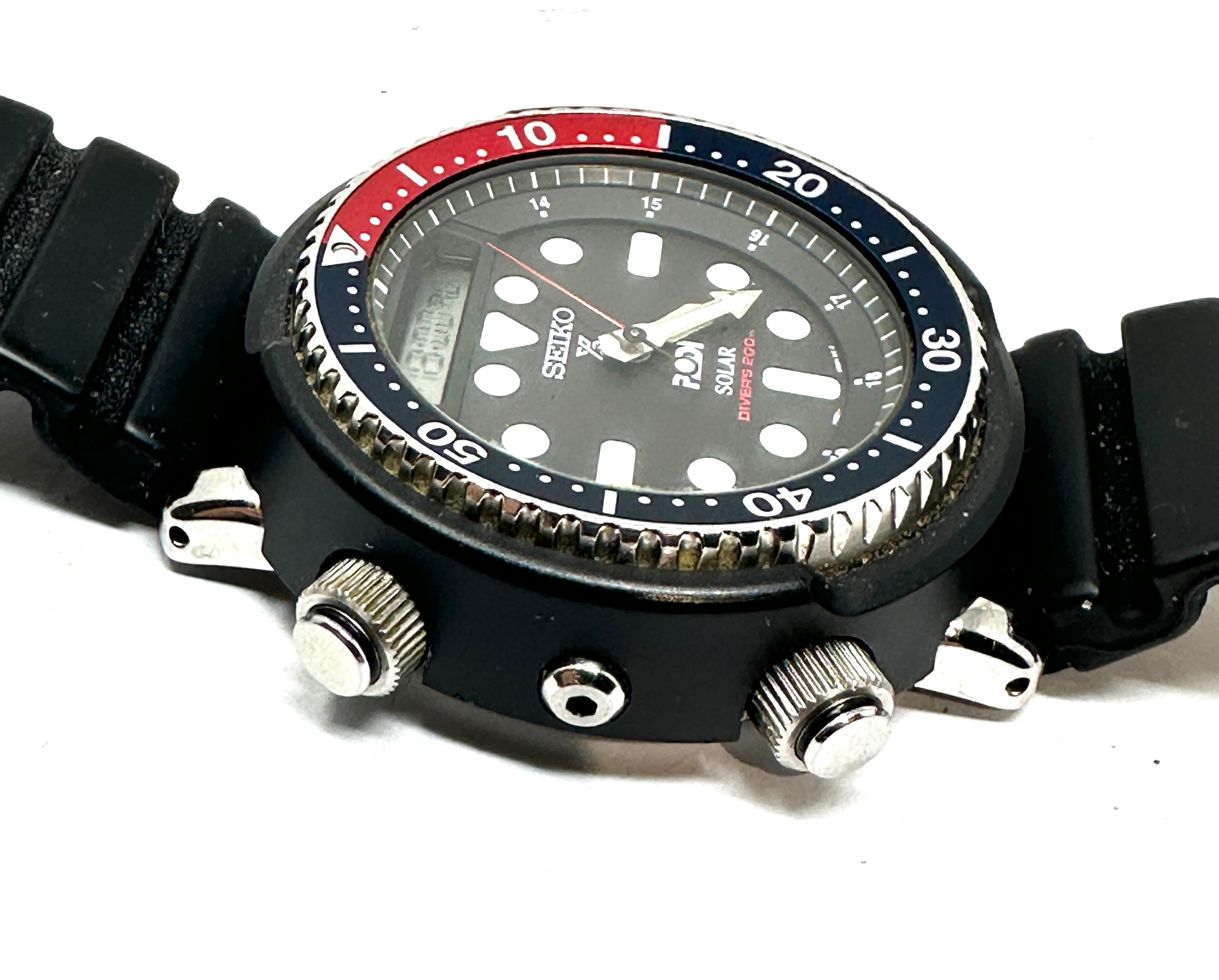 Seiko X PADI Diver 200M Solar H851-00A0 Men's Watch In working order in very good condition - Image 2 of 5