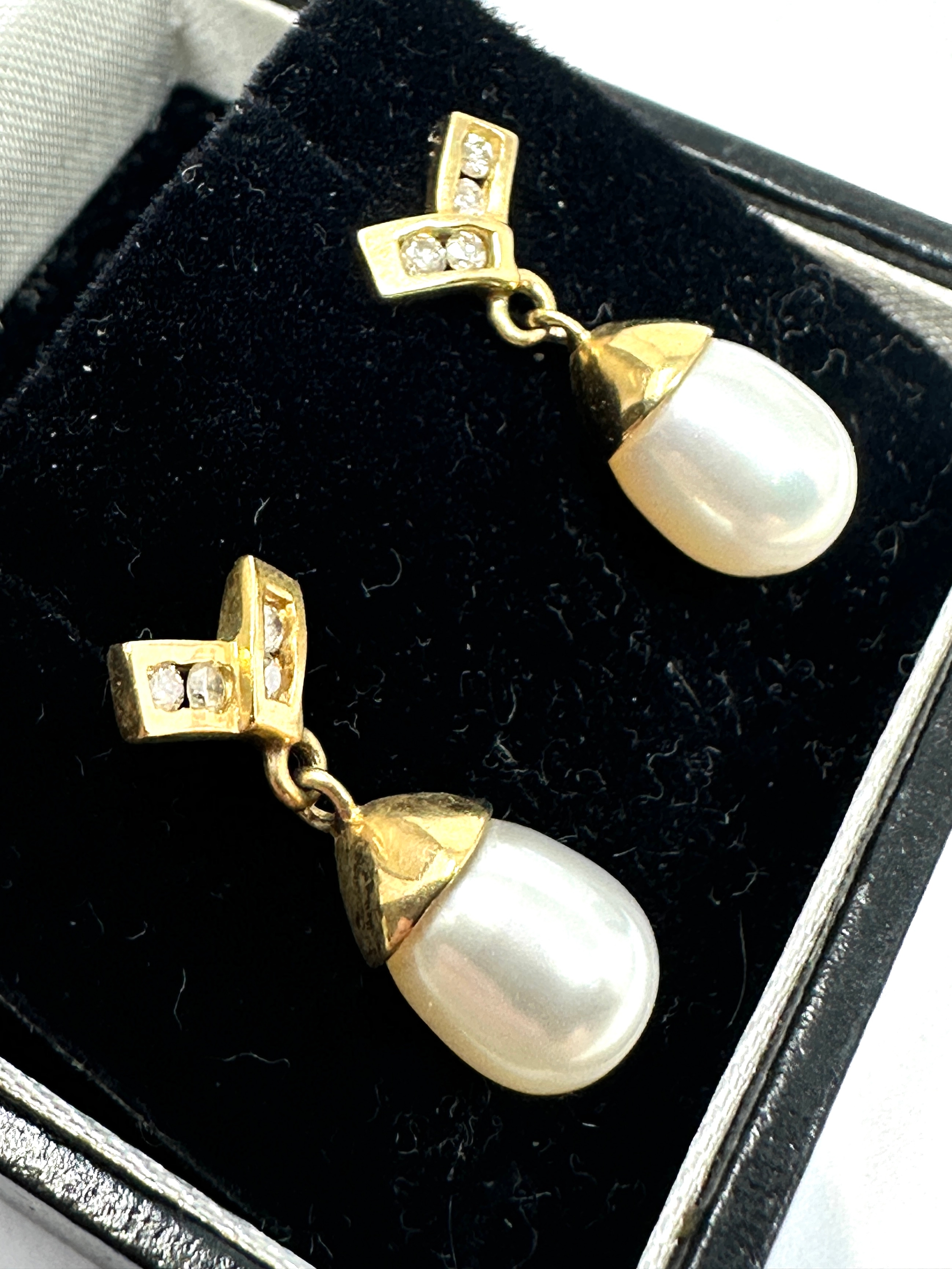14ct gold diamond & pearl drop earrings measure approx 18mm drop weight 2.5g - Image 2 of 3