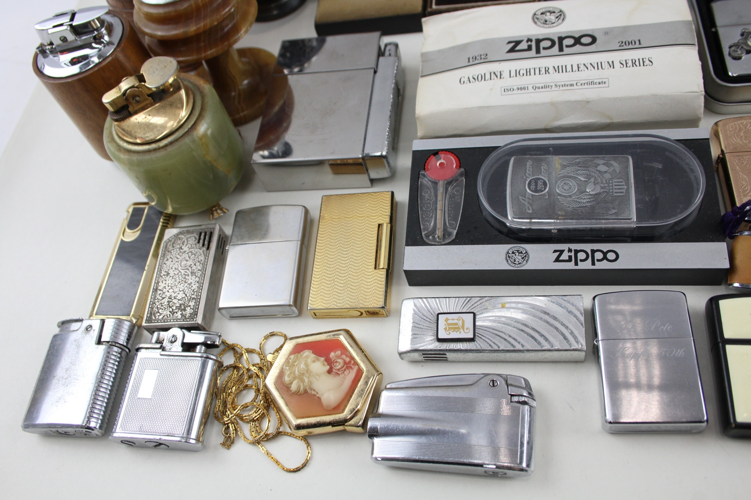 Cigarette Lighters Inc. Vintage Table / Desk Ronson Zippo Combi Case Job Lot - Image 7 of 9