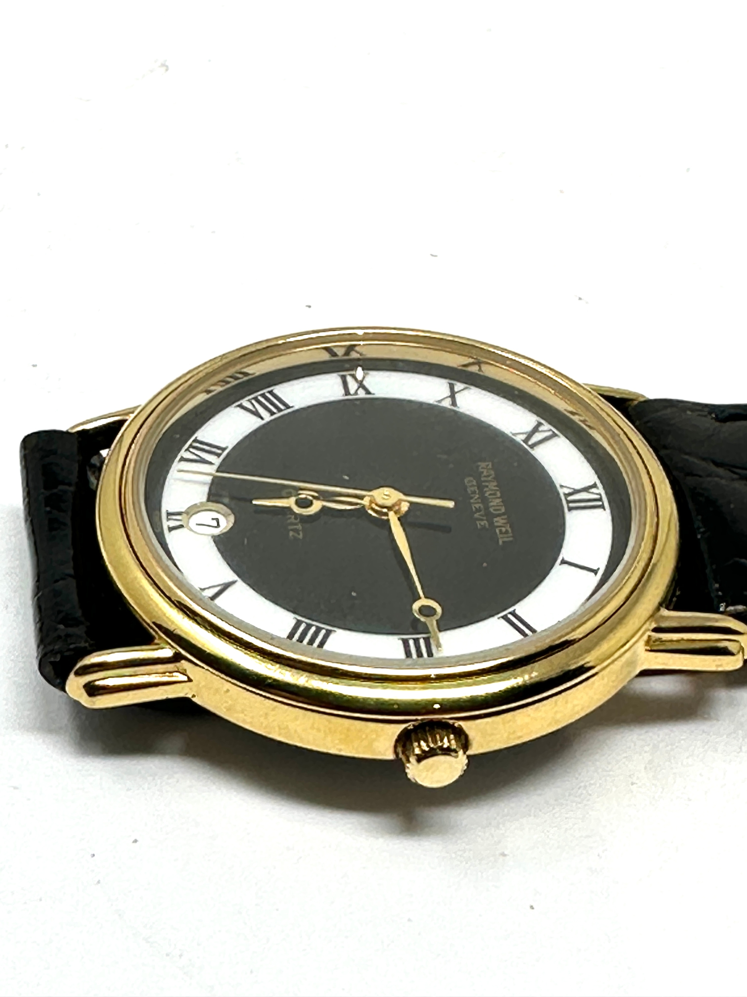 Gents raymond weil geneve wristwatch comes in wallet and booklet in working order - Image 4 of 5