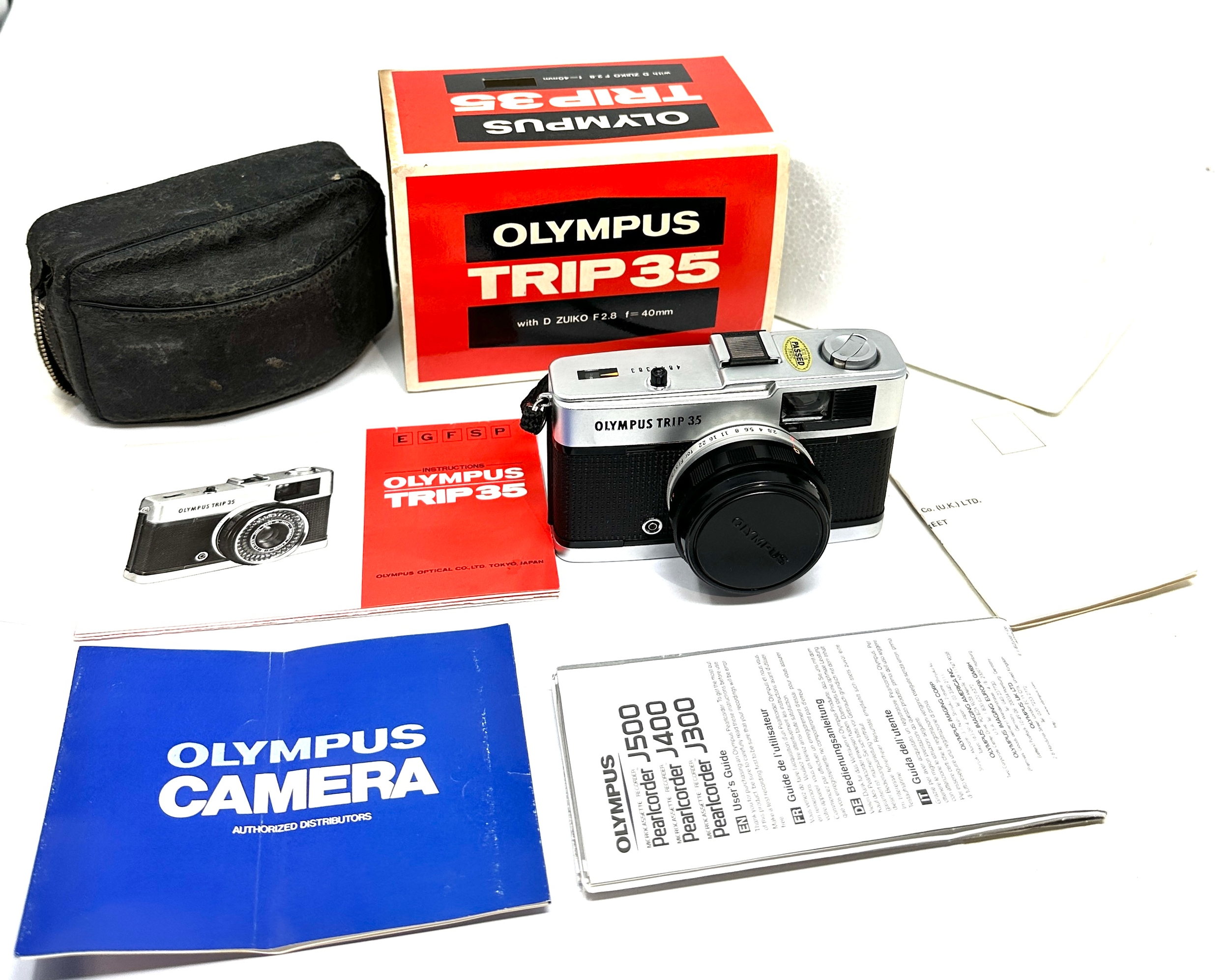 olympus trip 35 camera complete in box with booklets in good condition