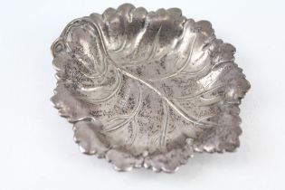 Vintage HM 1951 Birmingham Sterling Silver Leaf Form Pin / Trinket Dish (20g)