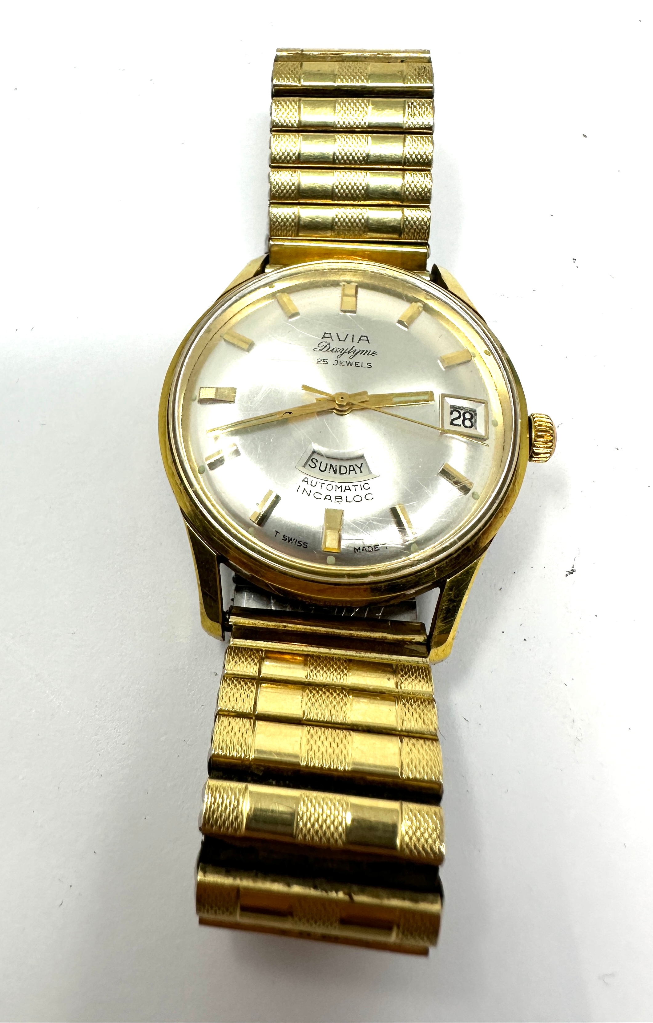 Vintage Avia Daytyme Automatic Day & Date Swiss Watch 25 Jewels the watch is ticking