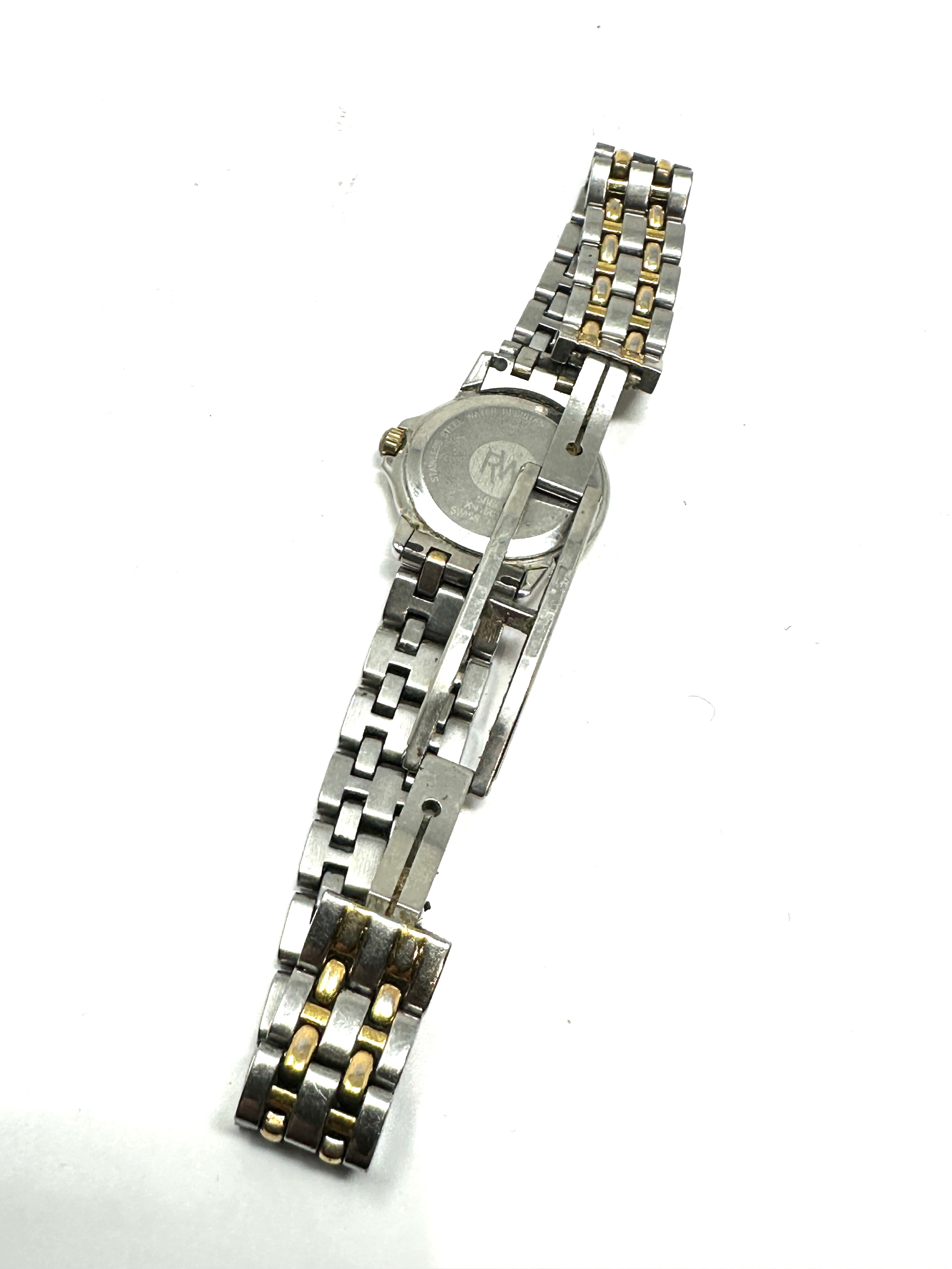 Ladies Raymond Weil Geneve Tango quartz wristwatch the watch is working - Image 3 of 4