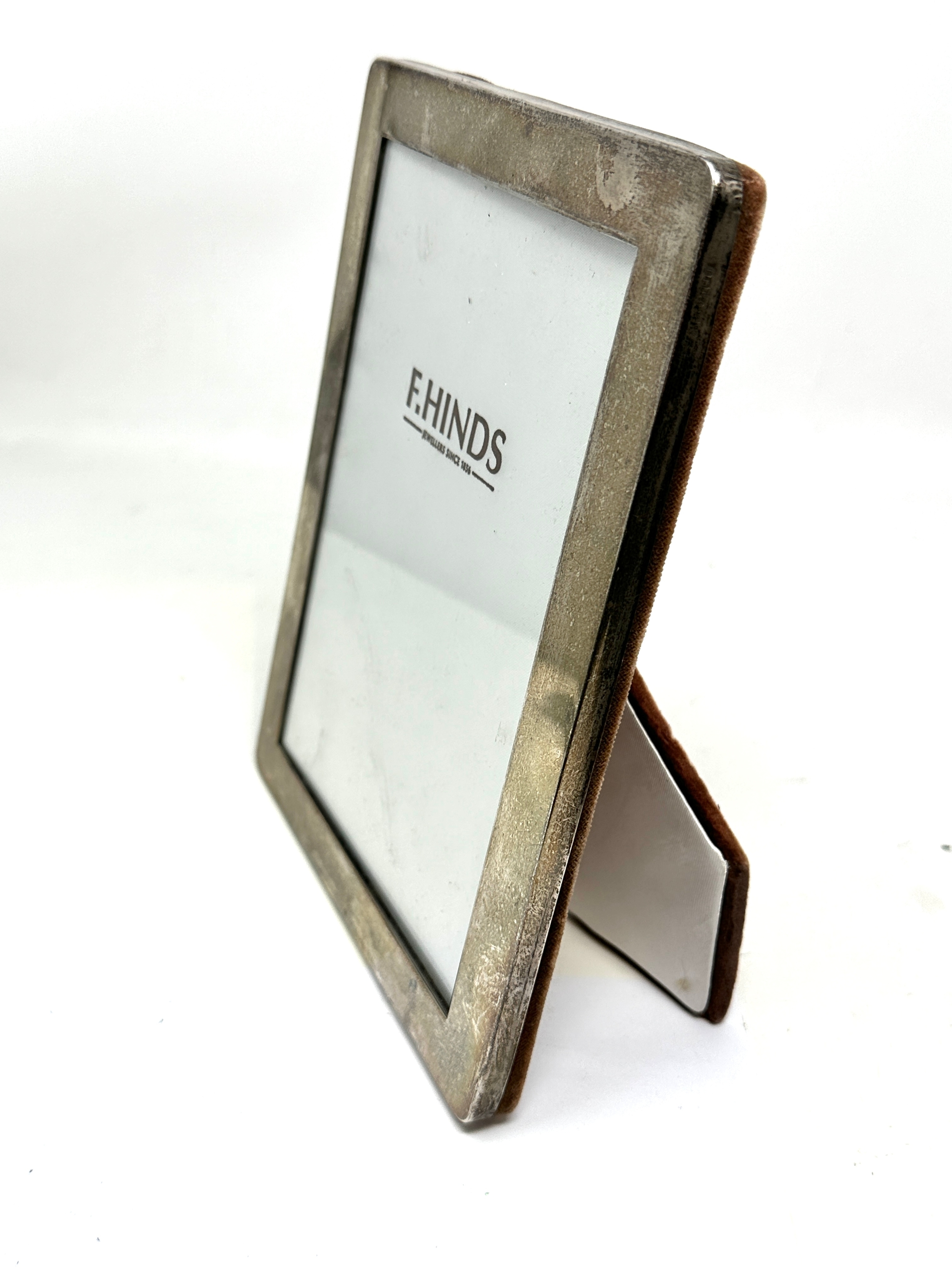 Silver picture frame measures approx 21.5cm by 16cm - Bild 2 aus 5