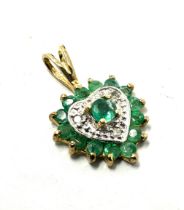 9ct gold emerald & diamond pendant weight .9g