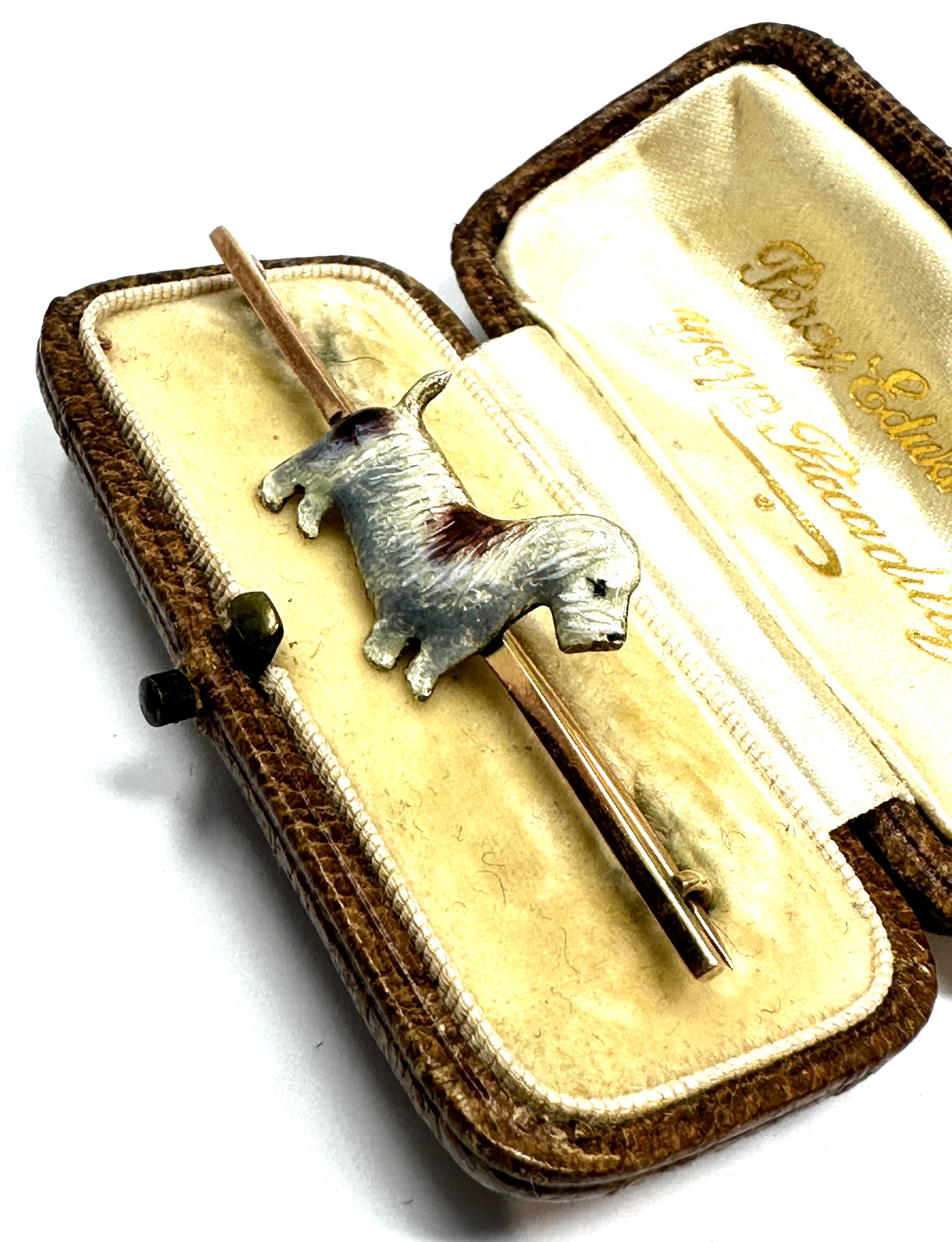 9ct gold enamel dog brooch boxed measures approx 5.2cm long - Image 2 of 3
