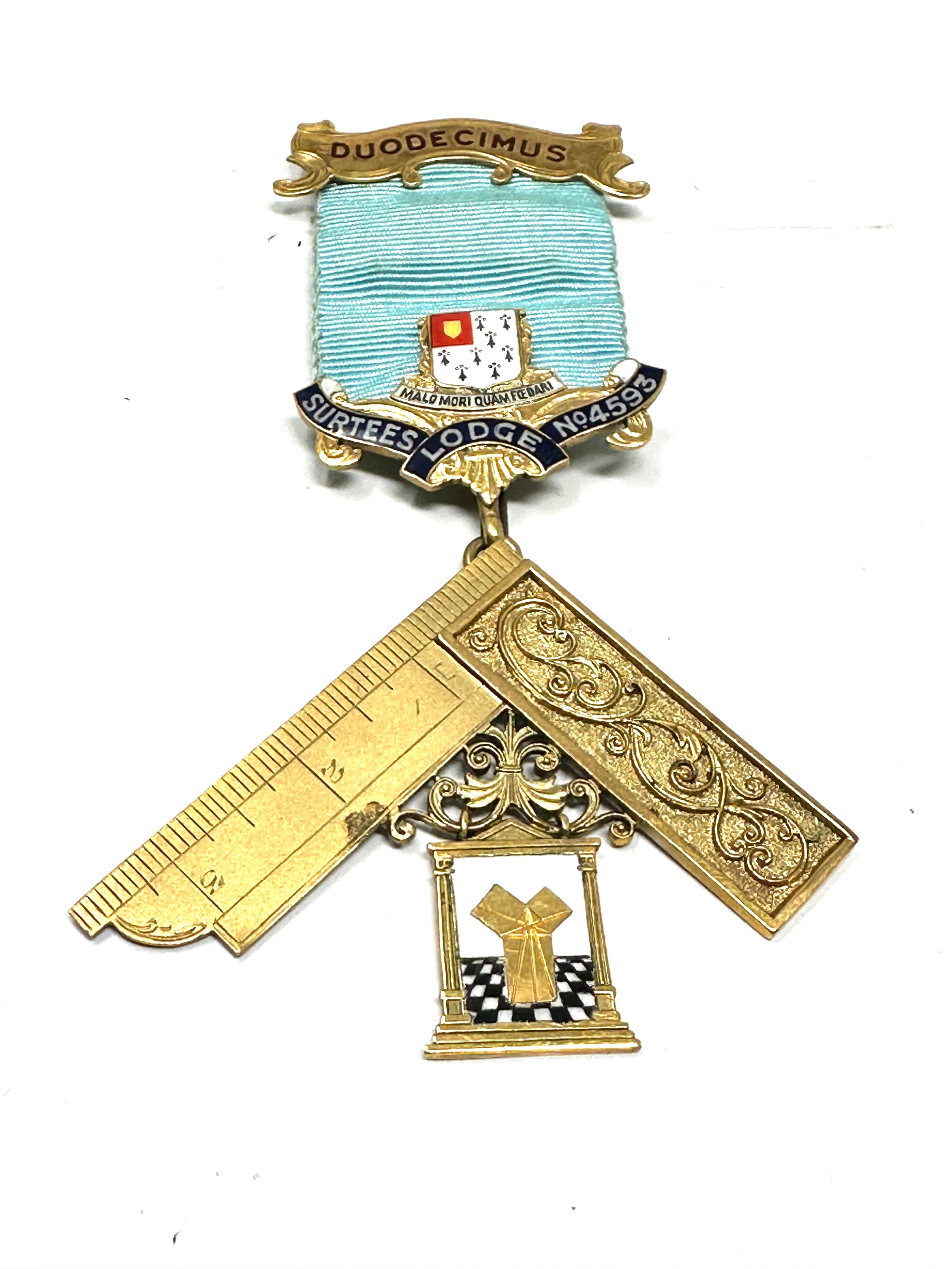 9ct gold masonic jewel surtees lodge No4593 weight 32g