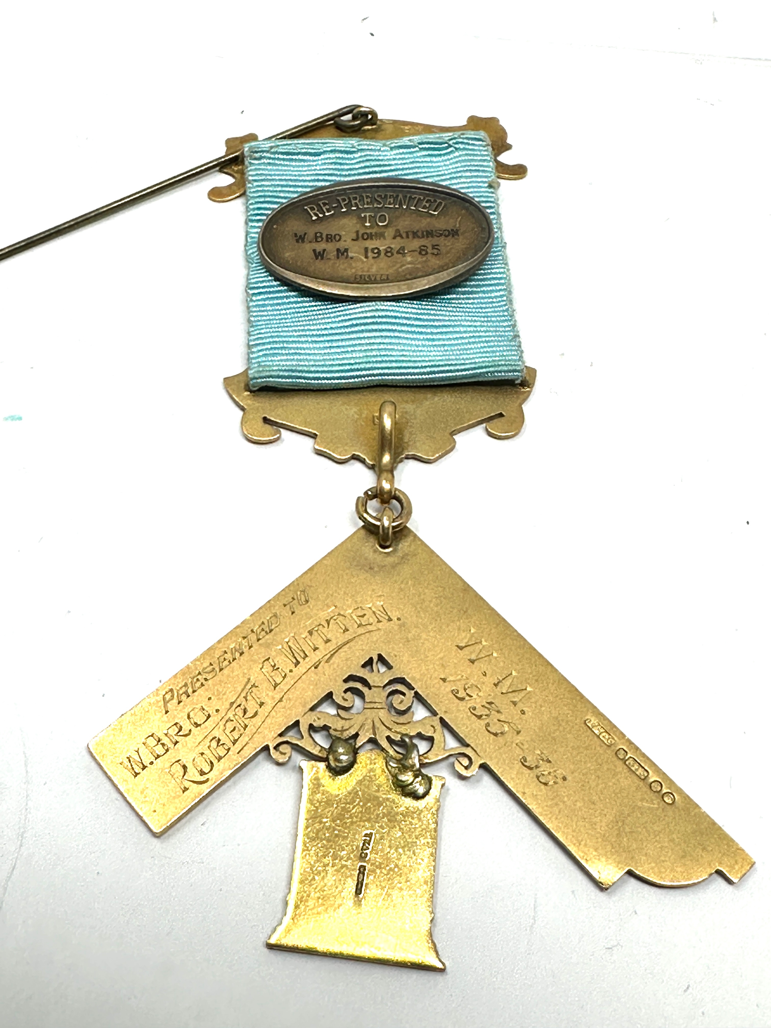 9ct gold masonic jewel surtees lodge No4593 weight 32g - Image 3 of 5