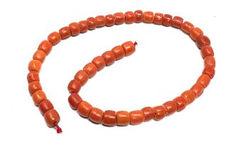 Antique red coral necklace measures approx 33cm long each bead measures approx 7mm by 7mm weight 32g