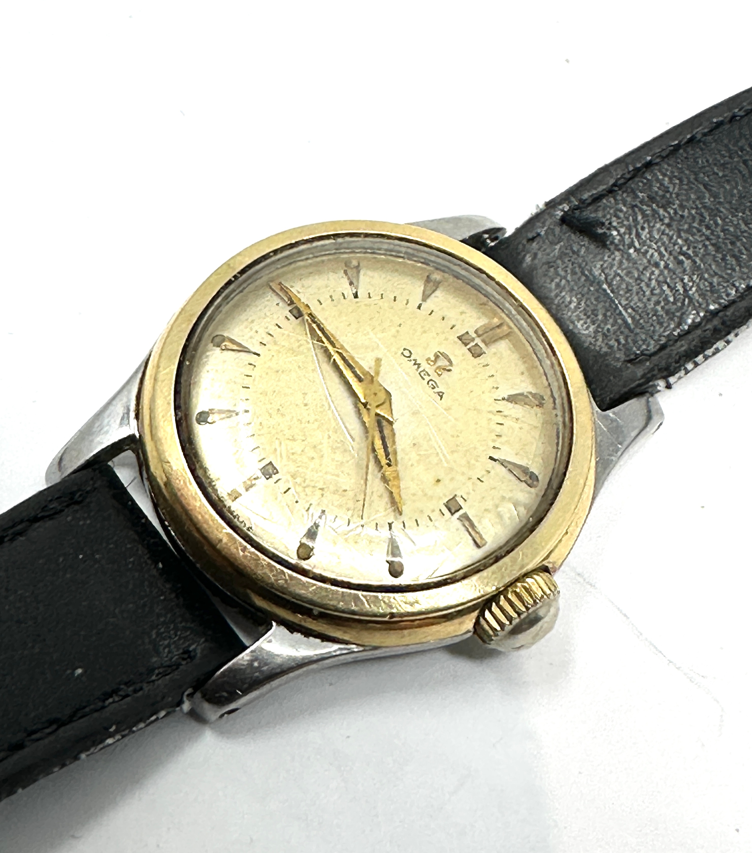 vintage ladies omega wristwatch cal 252 the watch ticks when shaken the winder keeps winding