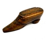 Antique shoe snuff box measures approx 8.5cm long