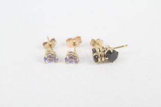 2 x 9ct gold sapphire and tanzanite set stud earrings