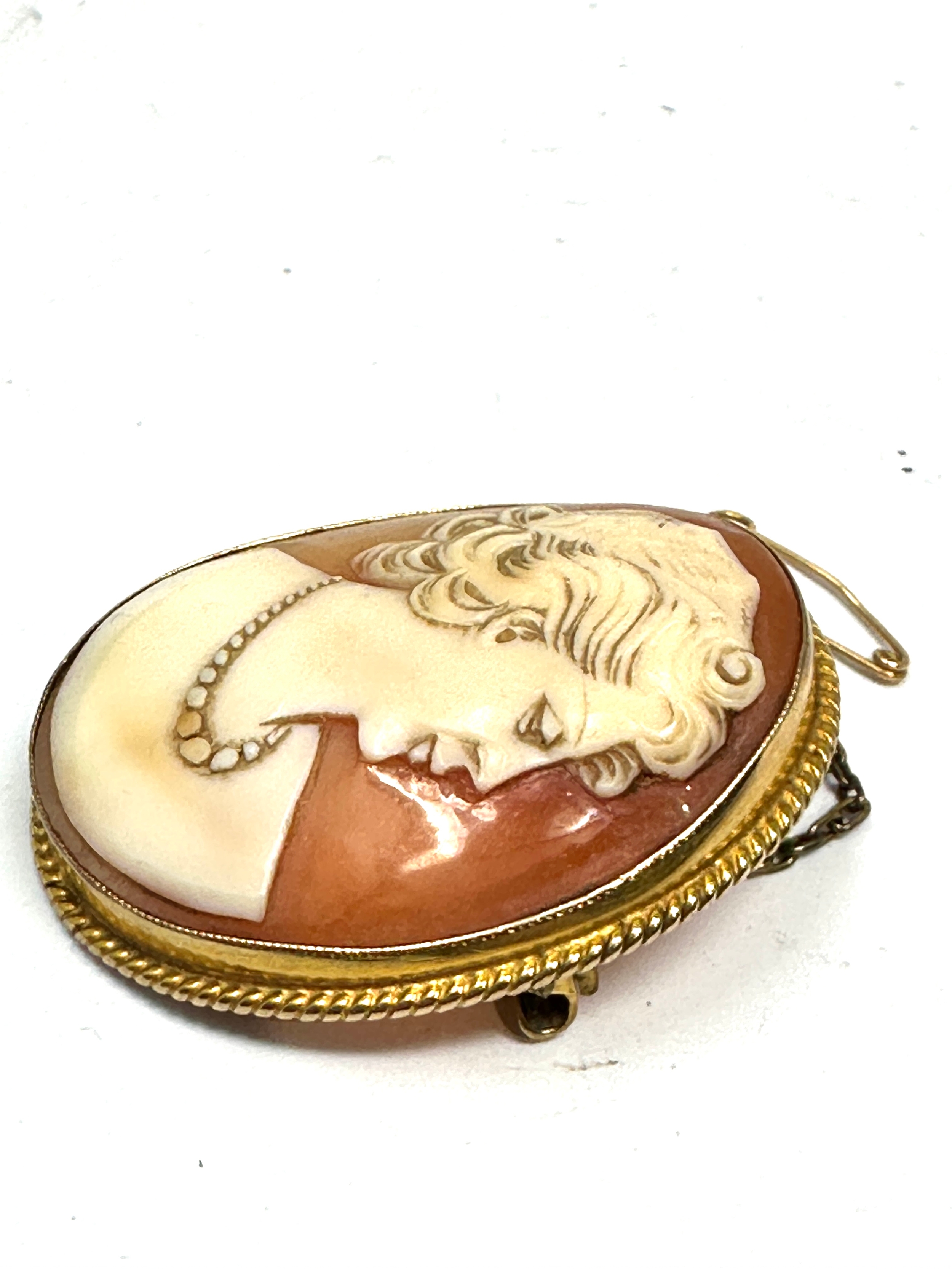 vintage 9ct gold cameo brooch weight 10.4g - Image 2 of 3