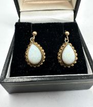 9ct gold opal earrings measure approx 2cm drop weight 2.3g