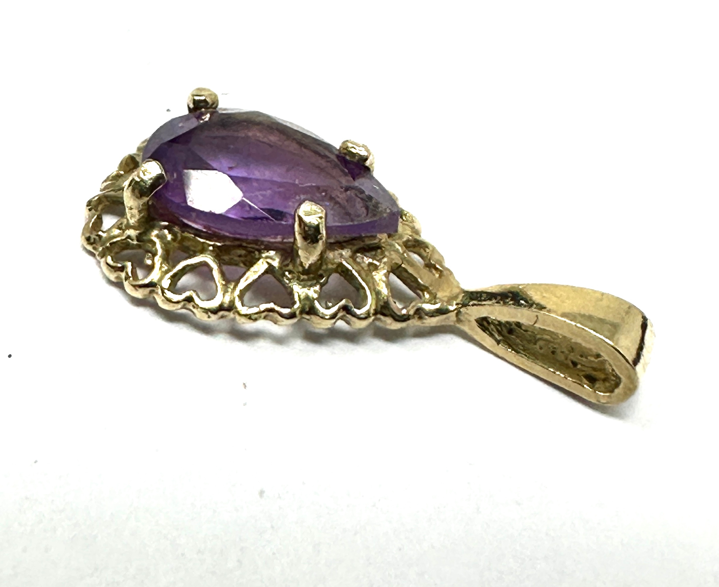 9ct gold amethyst pendant weight .8g - Image 2 of 3