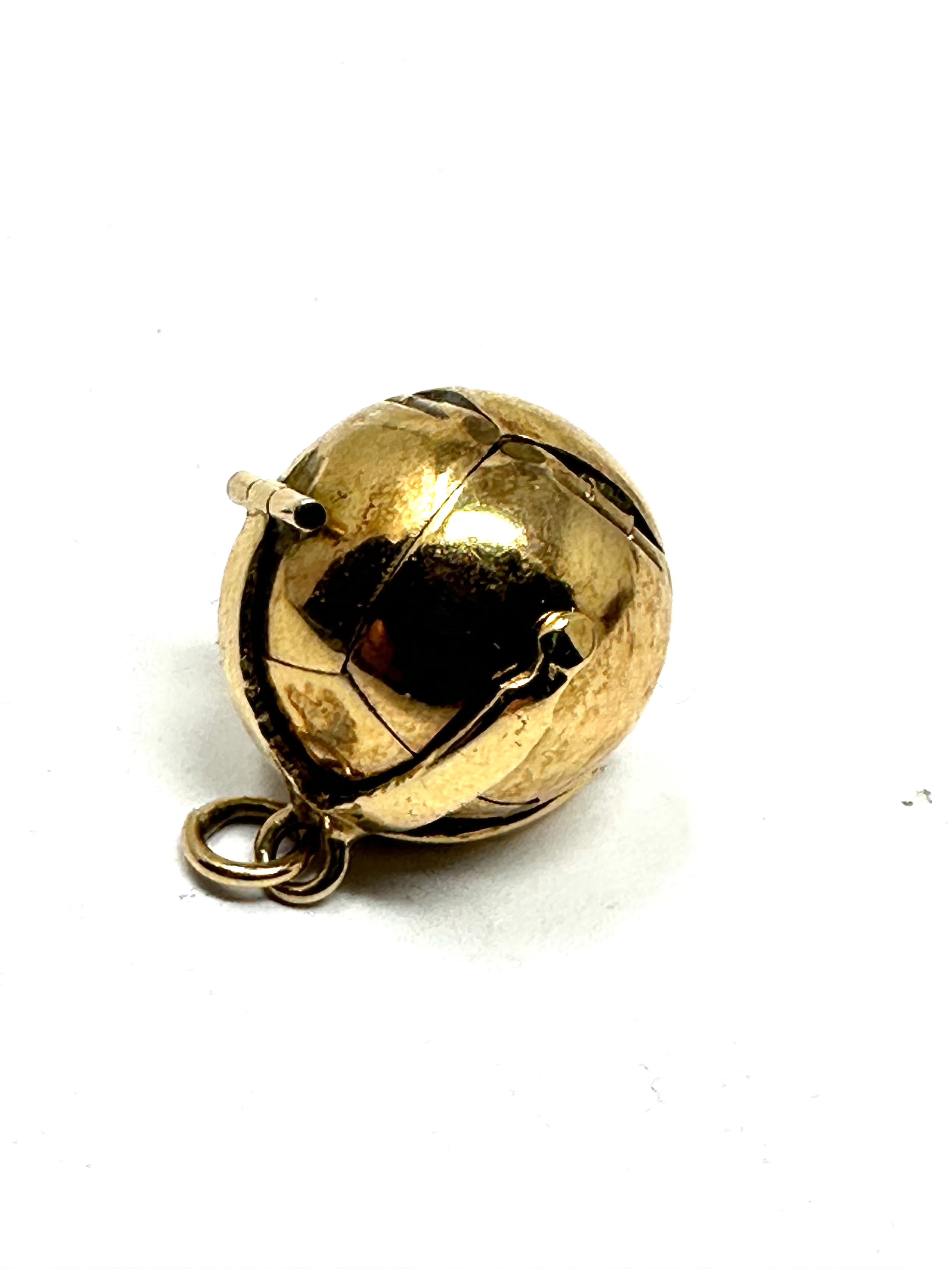 Gold & silver masonic ball pendant hallmarked 375 & silver hallmarks on interior weight 10.g - Image 6 of 6