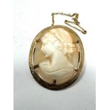 9ct gold cameo brooch measures approx 3cm by 2.4cm weight 4.5g