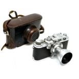 Vintage leica camera original leather cased reads Leica N 150356 Ernst Leitz d.r.p also reads on