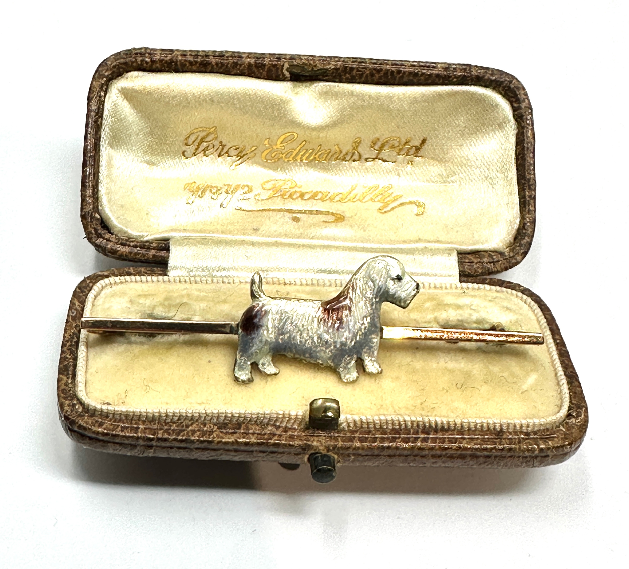 9ct gold enamel dog brooch boxed measures approx 5.2cm long