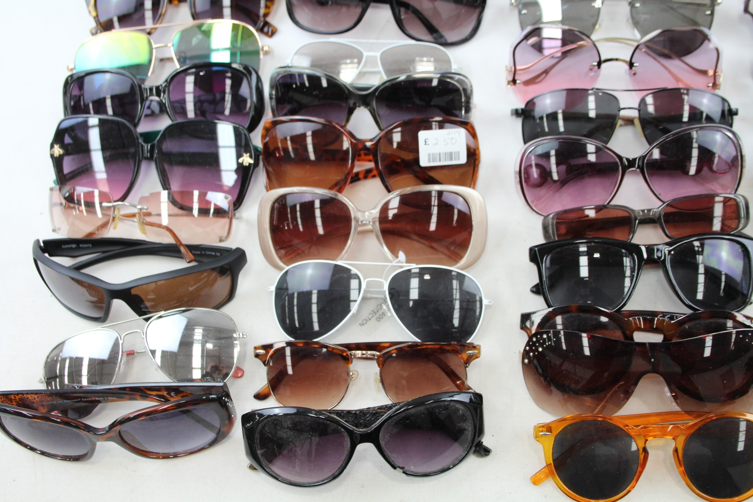 Sunglasses Glasses Vintage Assorted Cases, Shaded, Unisex, Mens, Womens Job Lot - Image 6 of 7