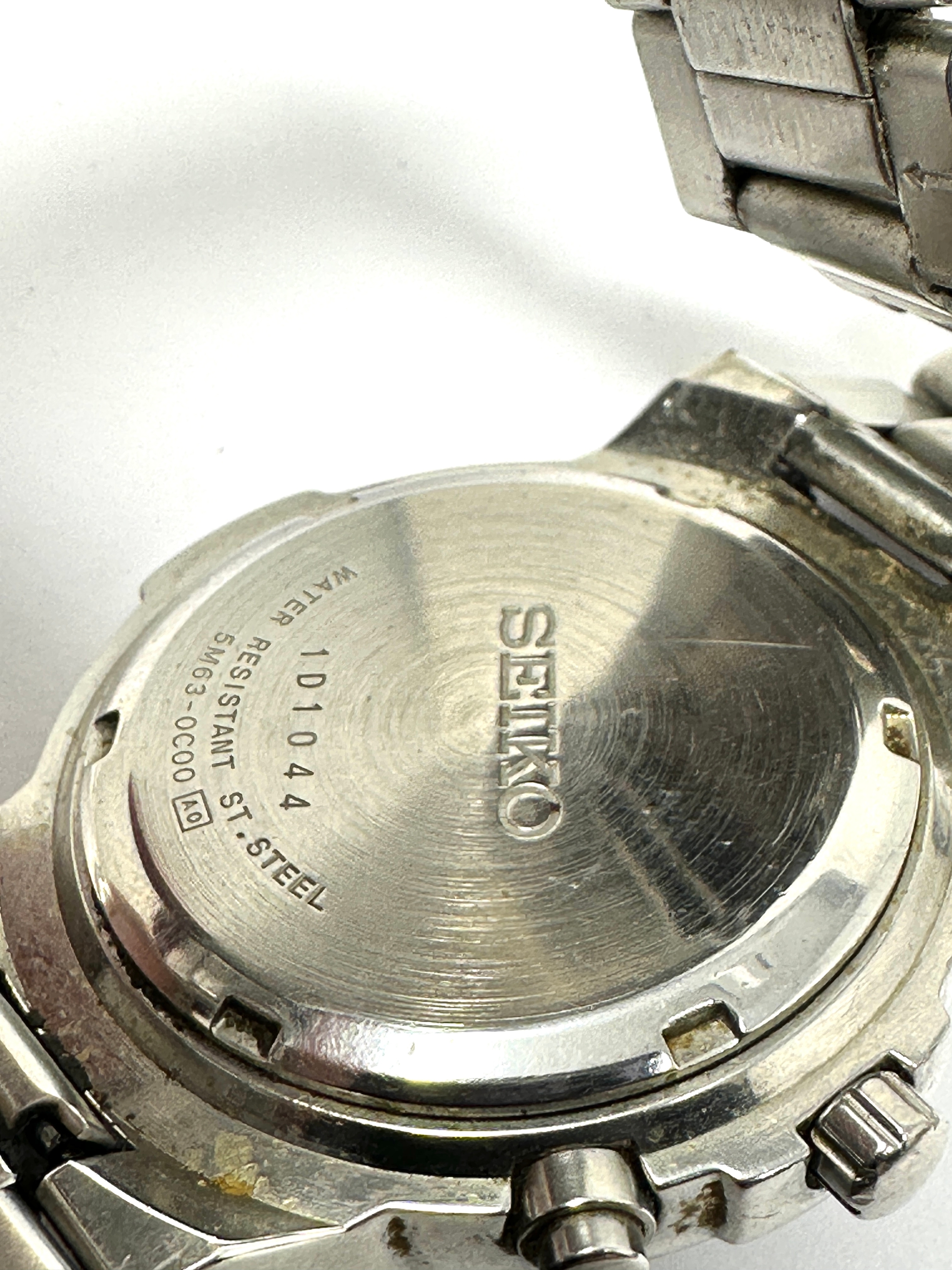 Seiko kinetic gents wristwatch 5m63-0c00 the watch is ticking - Image 4 of 4