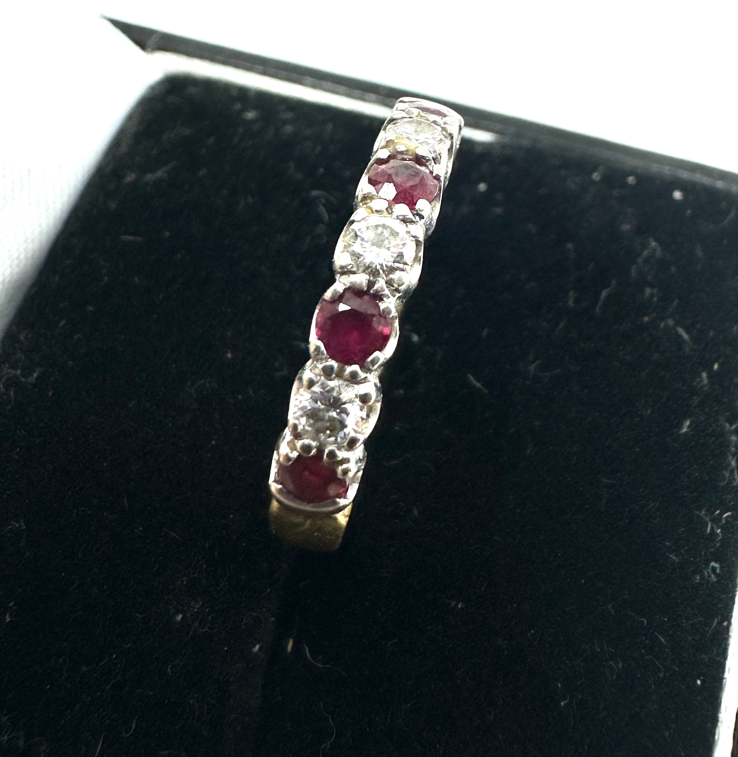 Vintage 18ct gold ruby & diamond ring weight 2.8g - Image 2 of 4