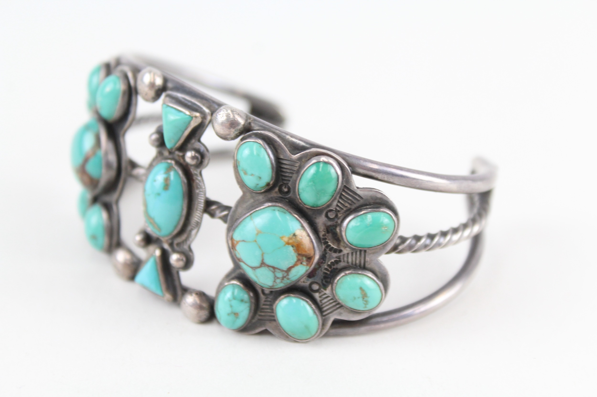 A silver Native American turquoise set bangle (60g) - Image 3 of 4