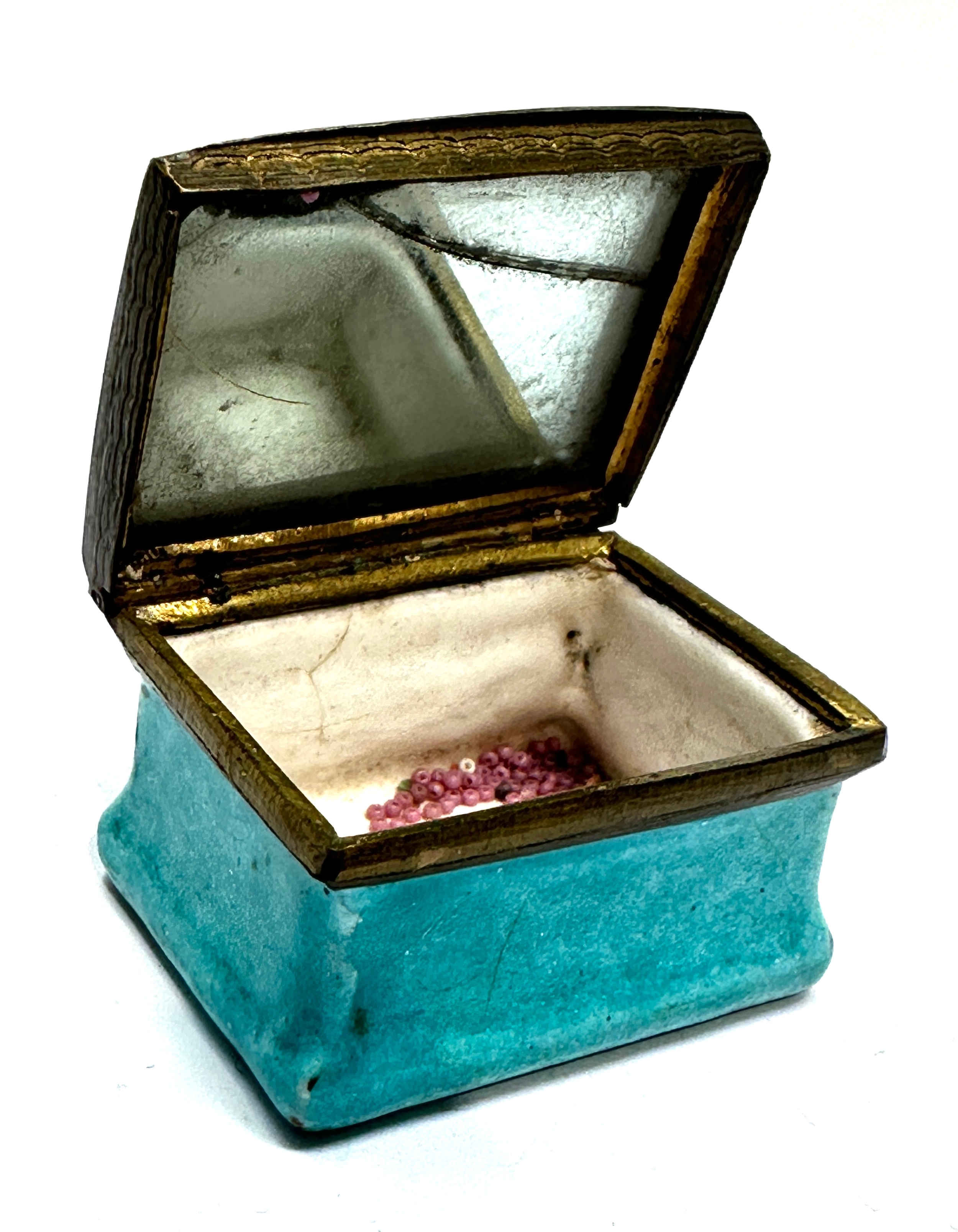 Antique A Friends Gift Bilston Enamel Trinket Box, Pill Box, Circa 1790 age related wear - Image 5 of 6