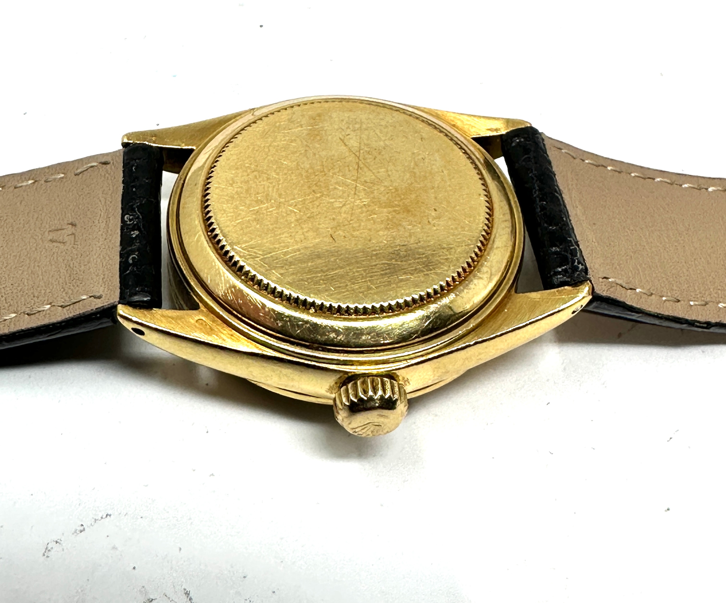 Boxed 18ct gold ladies rolex oyster perpetual date chronometer with black leather strap with 18ct - Image 5 of 6