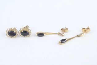 2x 9ct gold sapphire drop & stud earrings