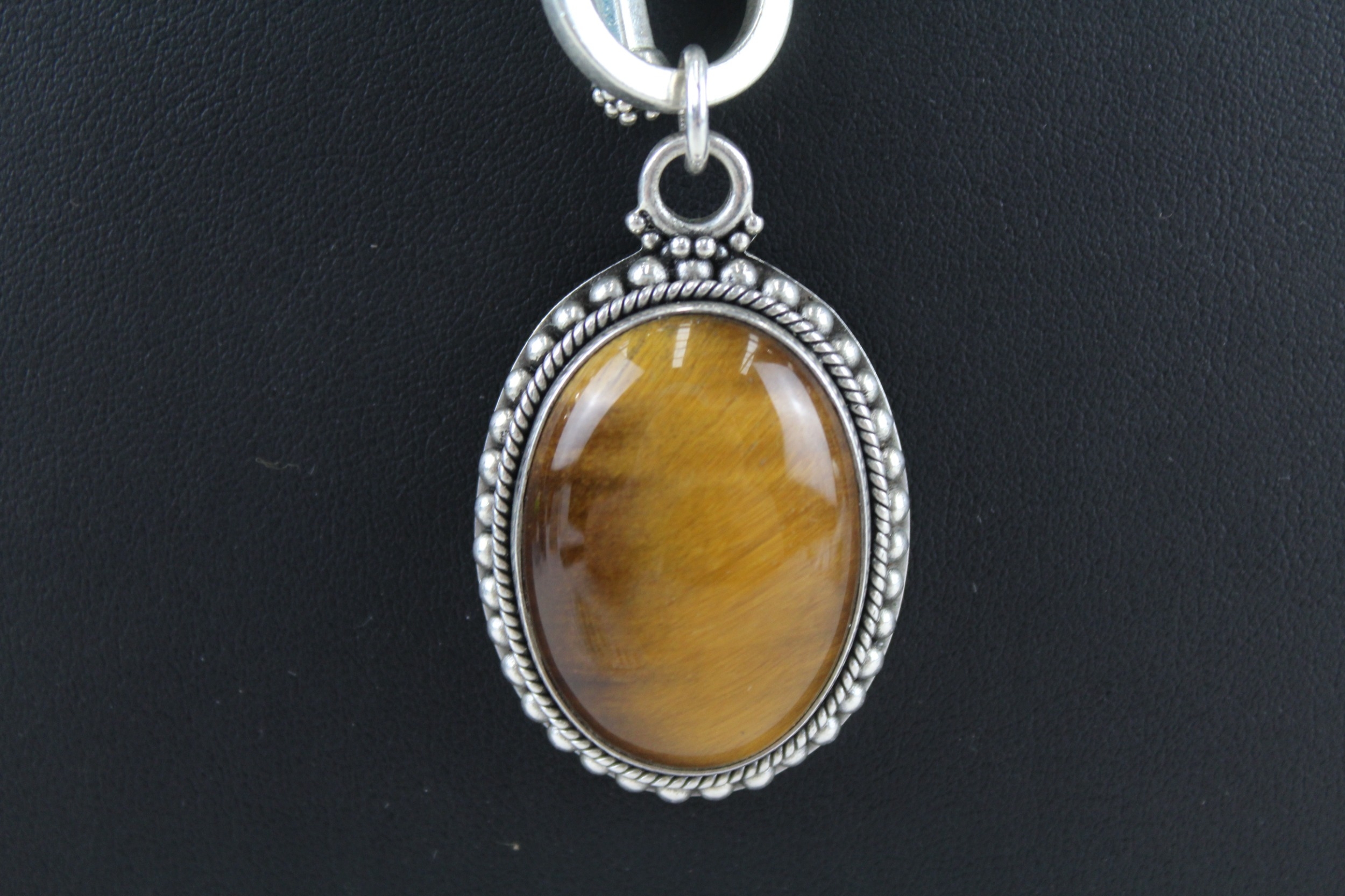 A silver tigerseye pendant necklace by Suarti (51g) - Image 2 of 6