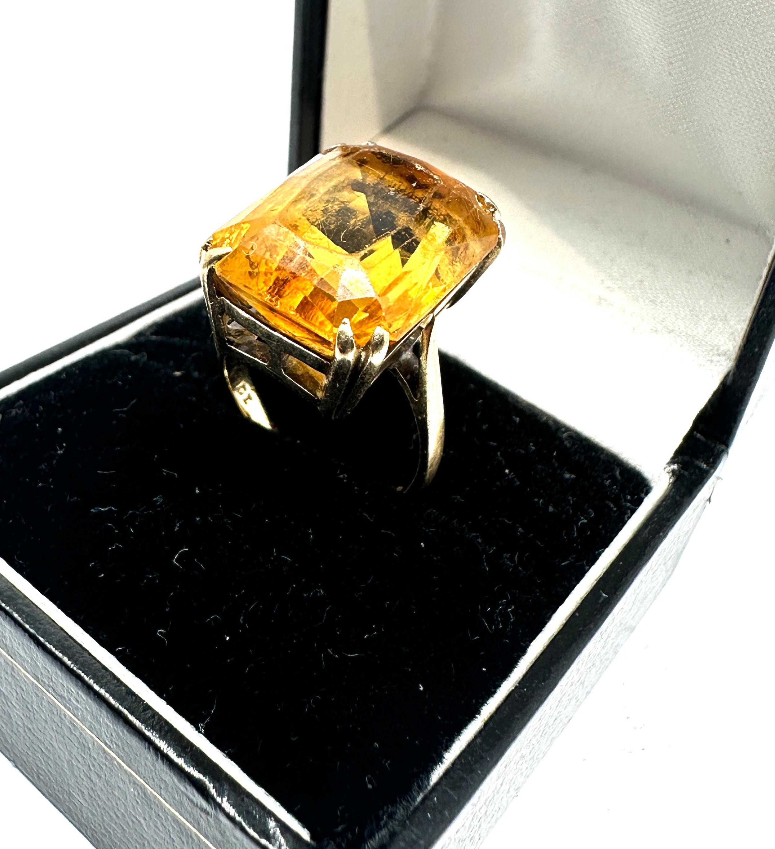 9ct gold citrine ring weight 5.5g - Image 2 of 3