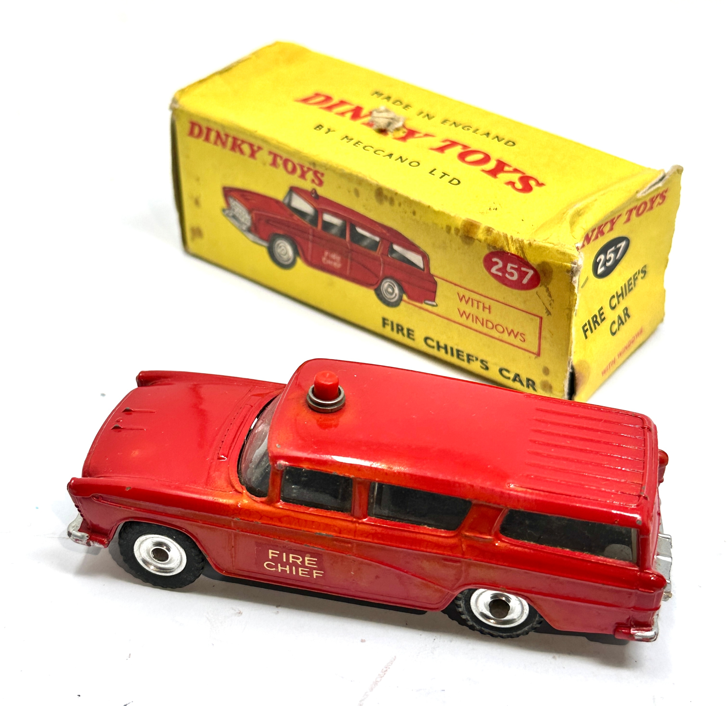 DINKY TOYS 257 Fire Chief’s Car Boxed - Image 2 of 3
