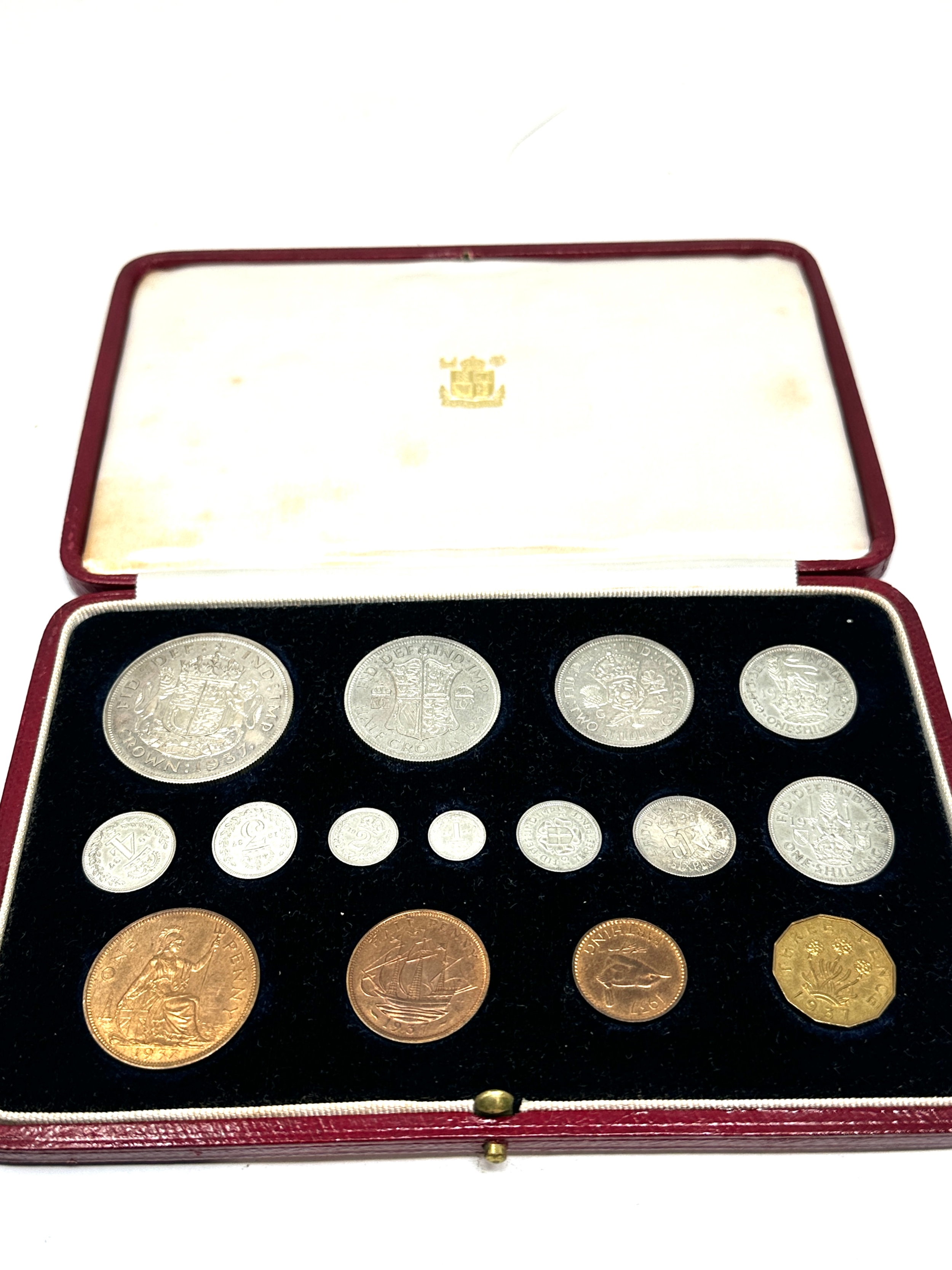 Silver Specimen 1937 15 Coin Set Crown - Farthing & Maundy Money original boxed set in unc condition