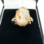 9ct gold cameo ring weight 2.6g