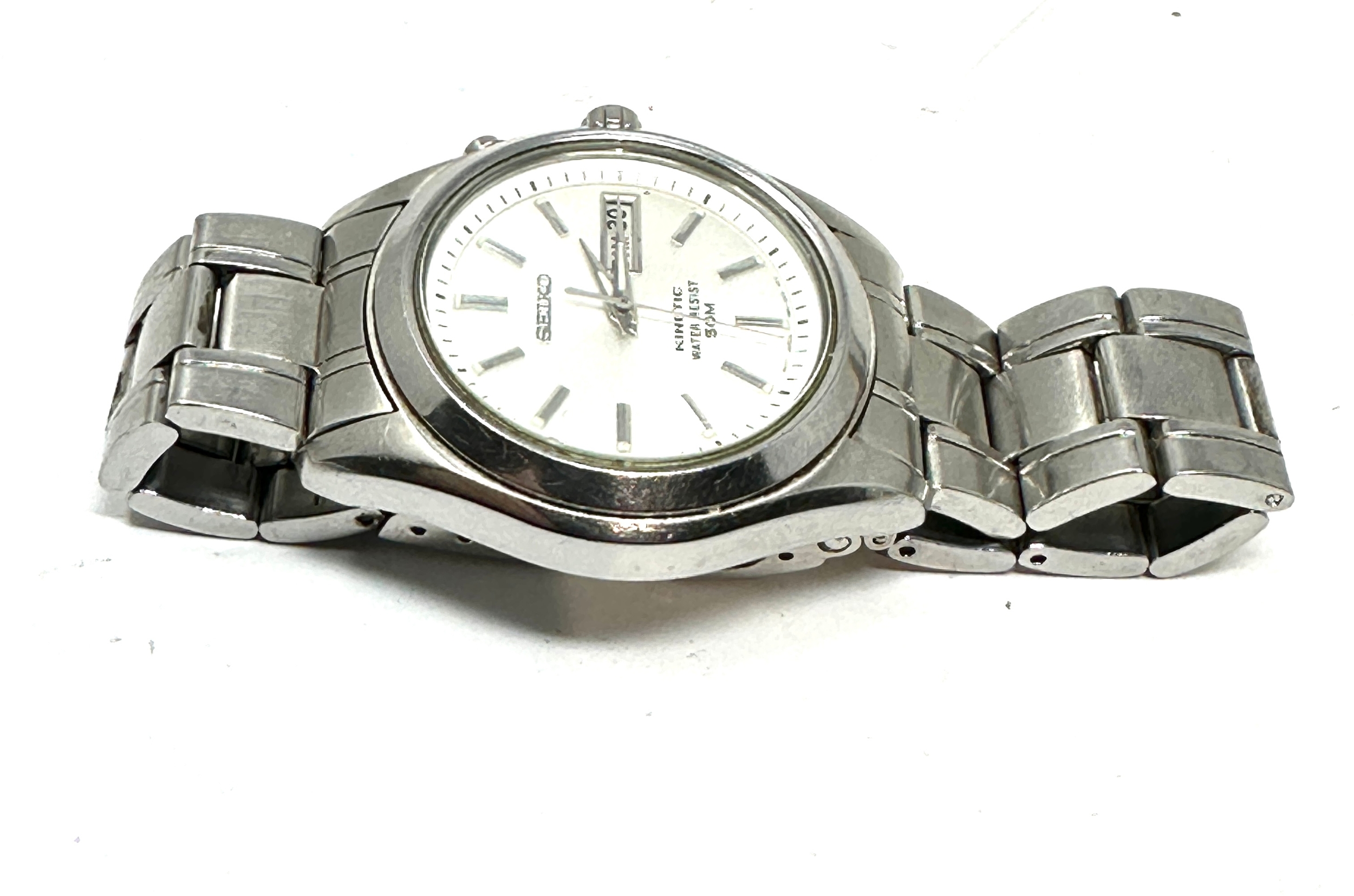 Gents Seiko Kinetic Watch 5M63-0B90 - 50m the watch is ticking - Image 4 of 6