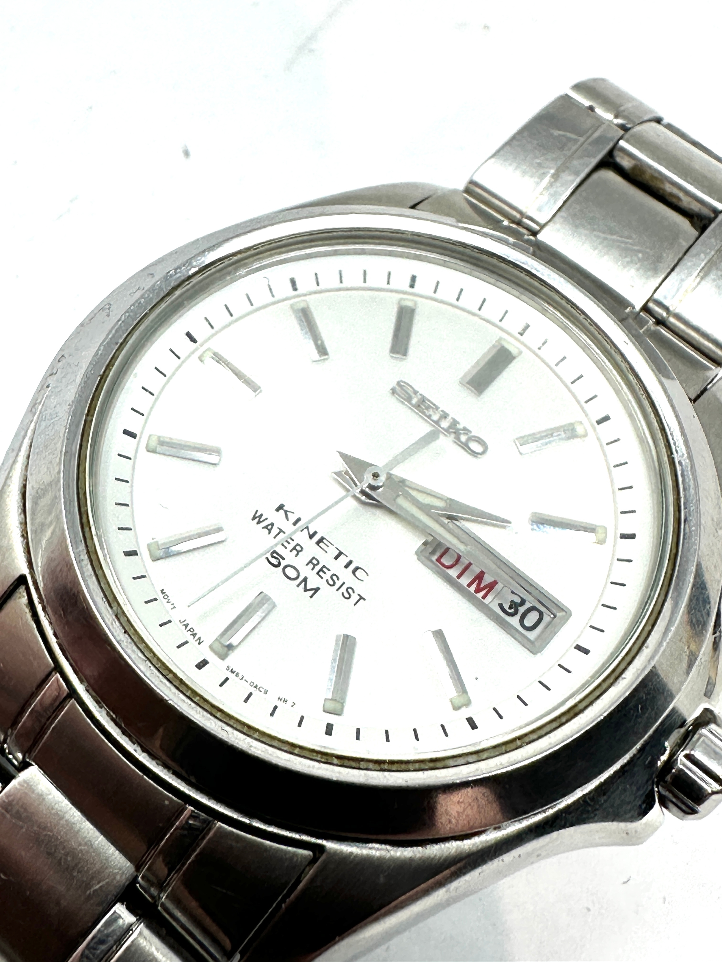 Gents Seiko Kinetic Watch 5M63-0B90 - 50m the watch is ticking - Image 3 of 6